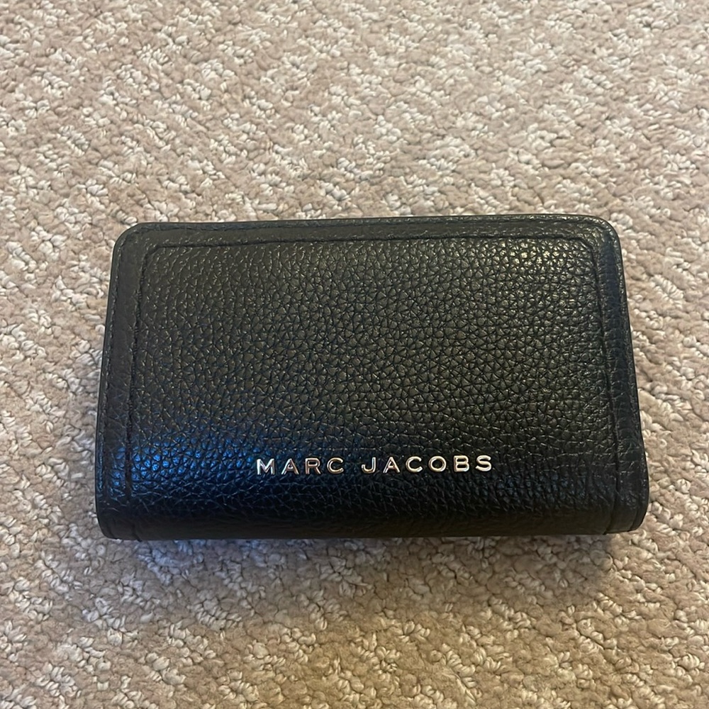 Marc Jacobs leather wallet